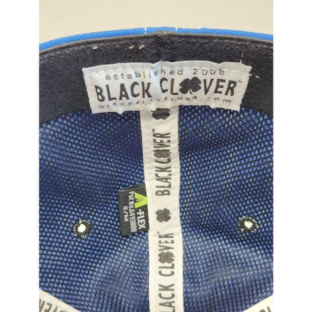 Black Clover Mens Premium Golf Cap Fitted Flex Performance Baseball Hat Logo - Picture 6 of 7